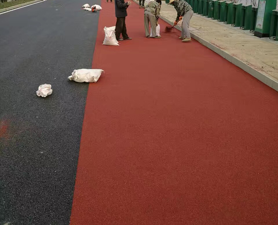 ˮ�Բ�ɫ·�����